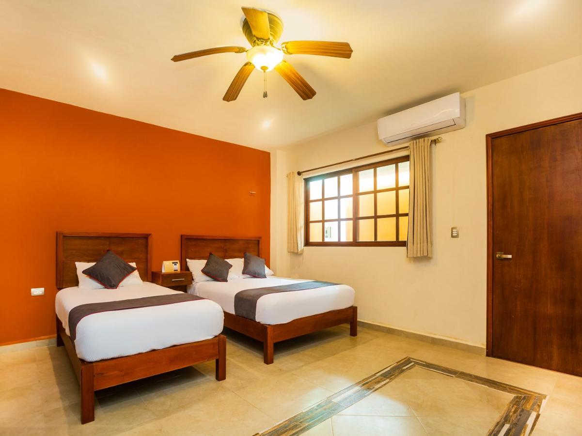 Hotel Beach Don Gonzalo セレストゥン エクステリア 写真