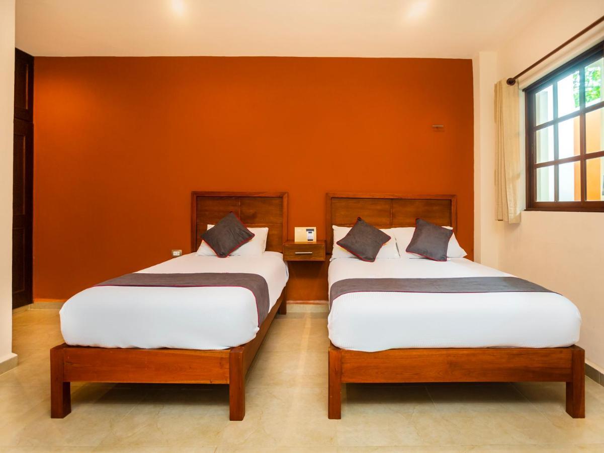 Hotel Beach Don Gonzalo セレストゥン エクステリア 写真