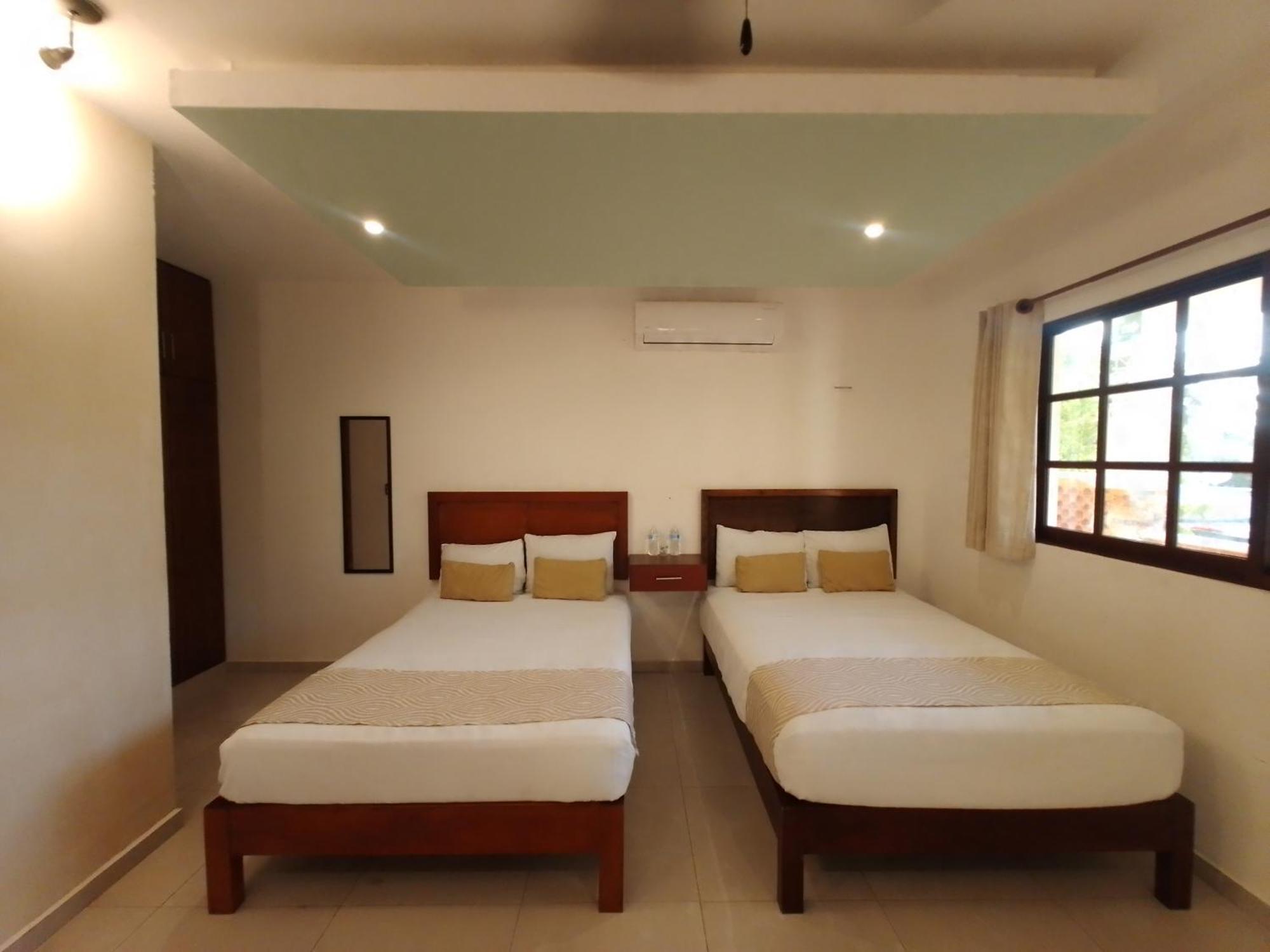 Hotel Beach Don Gonzalo セレストゥン エクステリア 写真